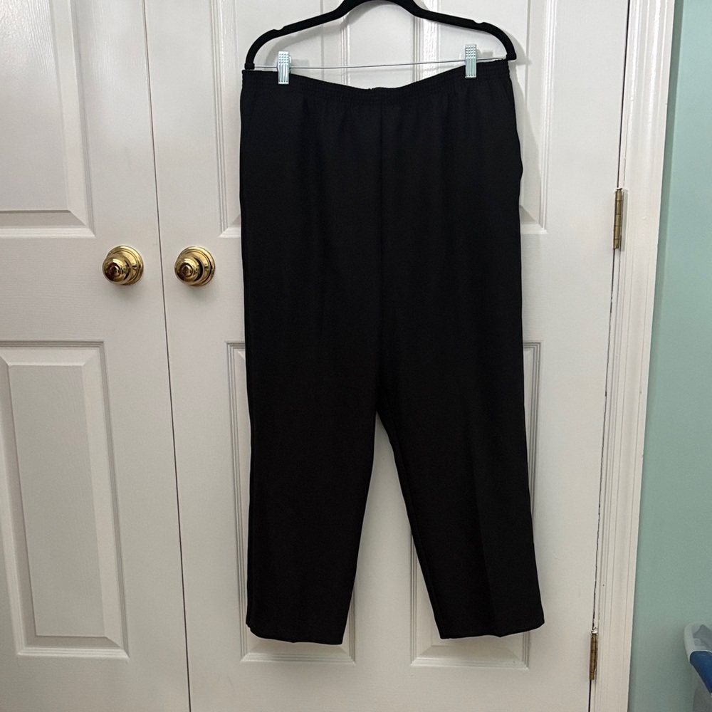 Alfred Dunner Black Straight Leg Pants